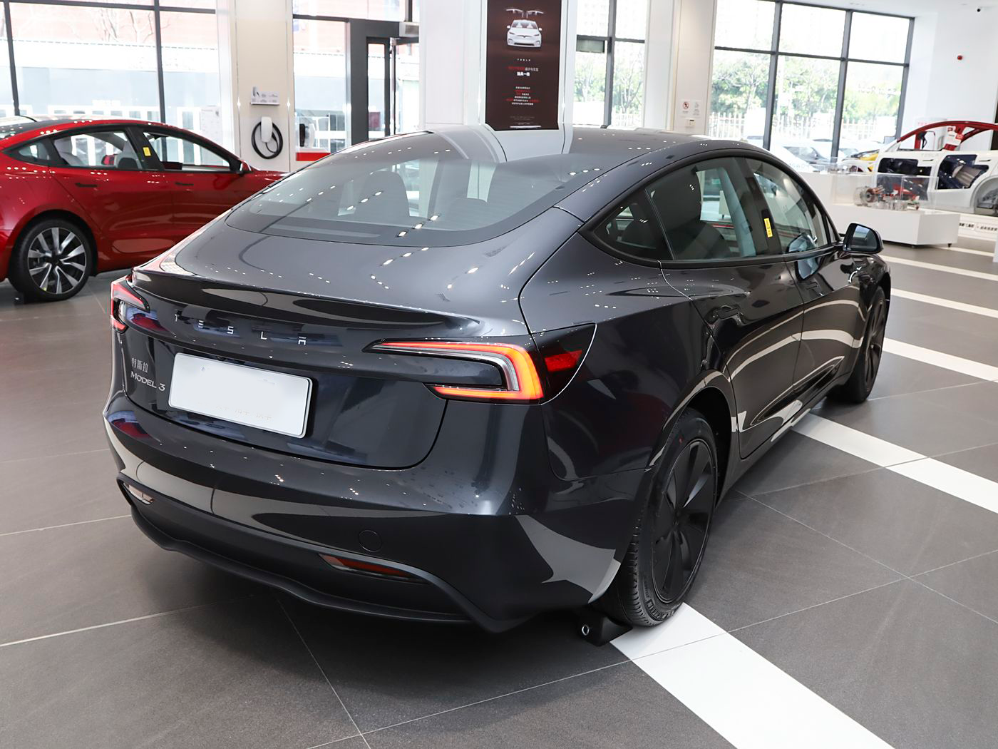 EvTesla Model 3 Electric Car Edition New Energy Vehicle With 623KM Range Tesla Electric Vehicle
