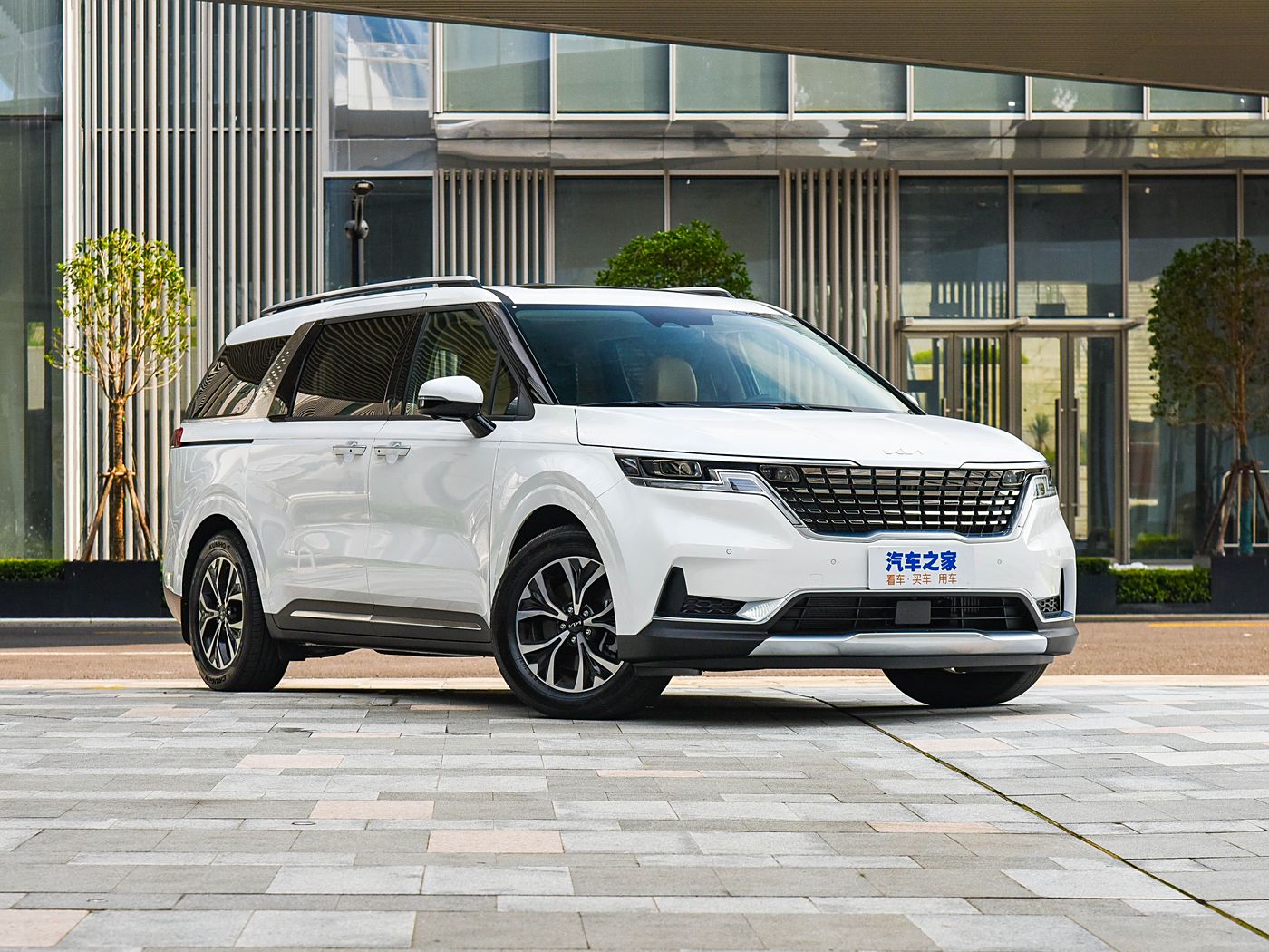 Kia Carnival Suv 2025 New Cars Kia Jiahua Carnival Van Chinese New Cheap Gasoline Car MPV Kia Carnival