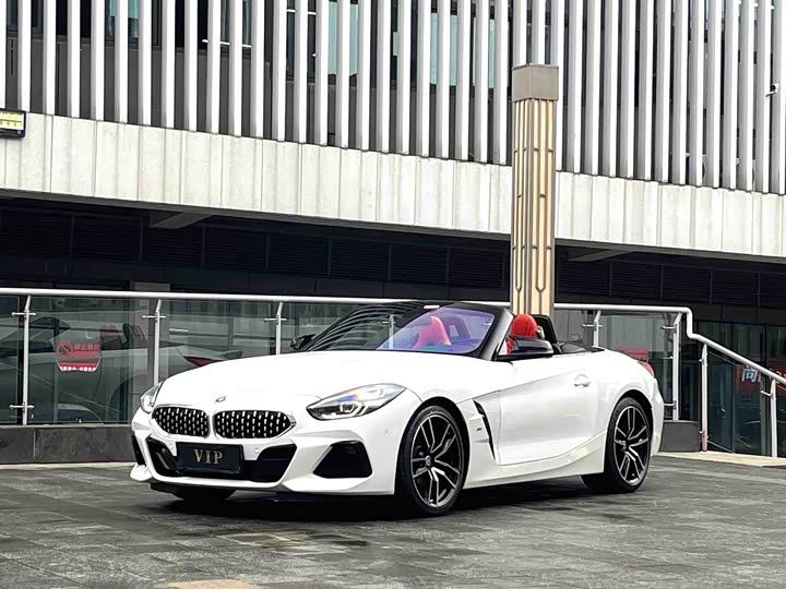 2020 BMW Z4 2.0T Turbo Roadster | 2-Seat Leather Convertible Dark Interior R19 Tires | Automatic 8AT RWD M Sport Package
