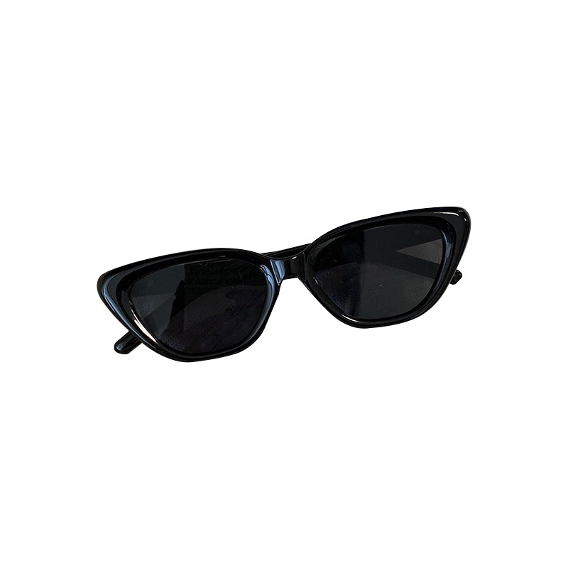 Jennie with the same sweet cool sunglasses high-grade Instagram hip hop cat eyes fashion drag sister sunglasses