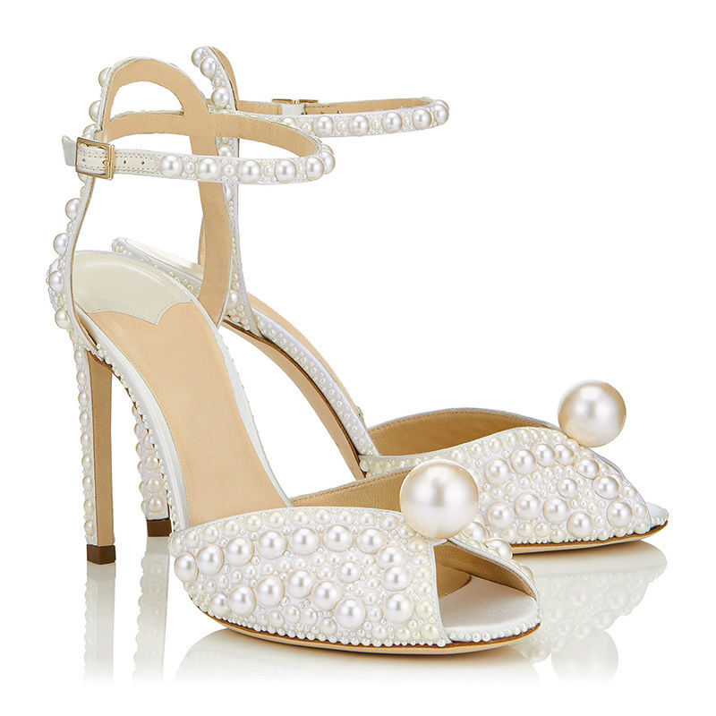 The latest handmade pearl heels