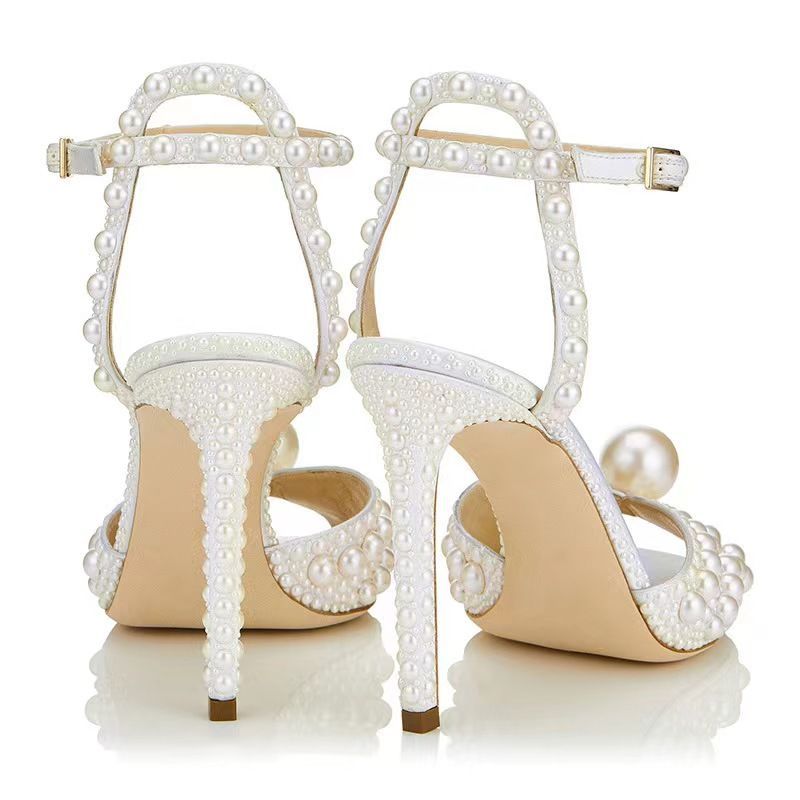 The latest handmade pearl heels